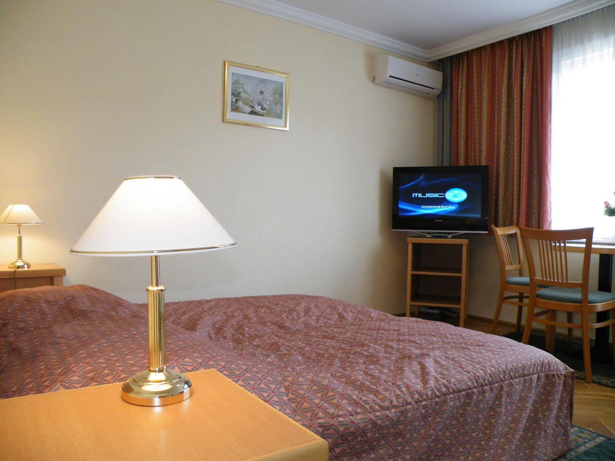 Apartment Buda Budapest Ngoại thất bức ảnh