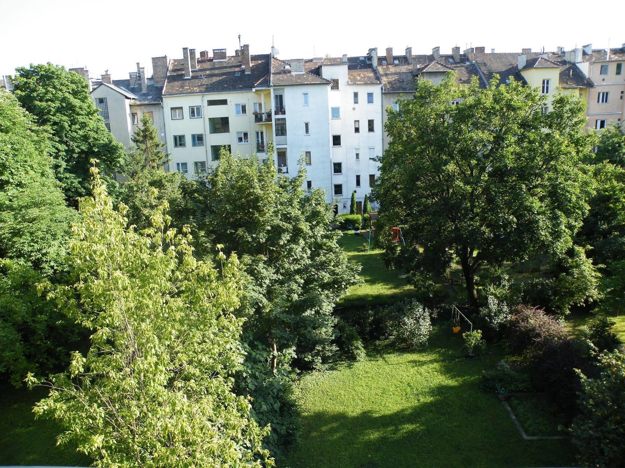 Apartment Buda Budapest Ngoại thất bức ảnh